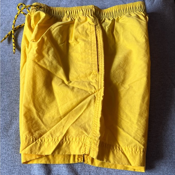 Gap Boys Swim Shorts Size M (7-8) Yellow Excellent Condition - Picture 4 of 7